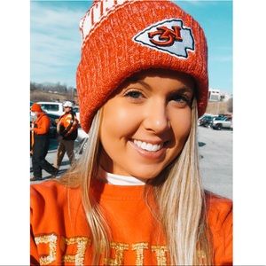 Meet your Posher, Brooke